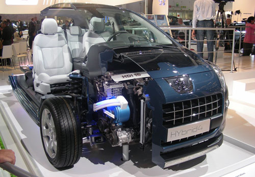 Peugeot-Hybrid4-4.jpg