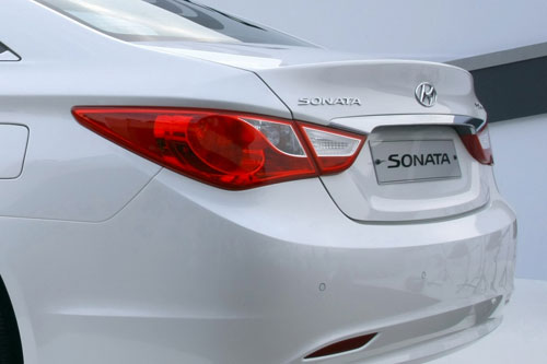 Hyundai-Sonata-12.jpg