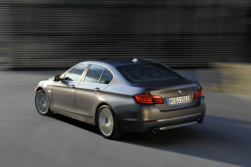 BMW-5-Series-32.jpg