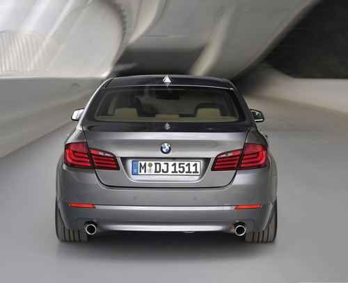 BMW-5-Series-19.jpg