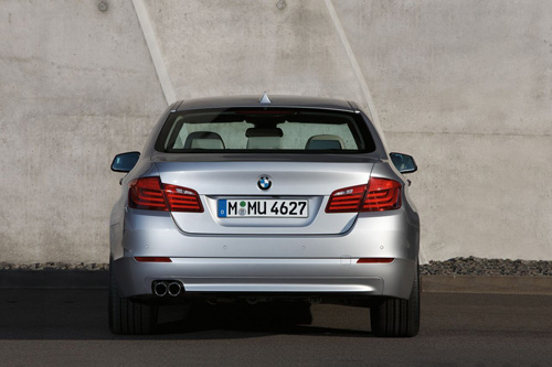 BMW-5-Series-28.jpg