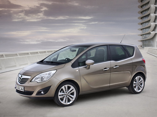 Opel-iva_2011_1600x1200_wal.jpg