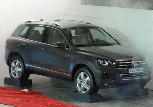 The-new-Volkswagen-Touareg-unveiling_1.jpg
