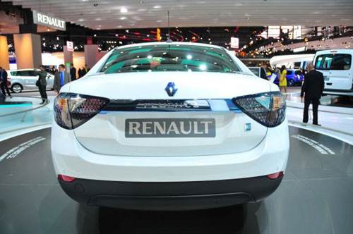 Renault_fluence2.jpg