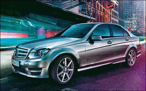 2011-Mercedes-Benz-C-Class-1.jpg
