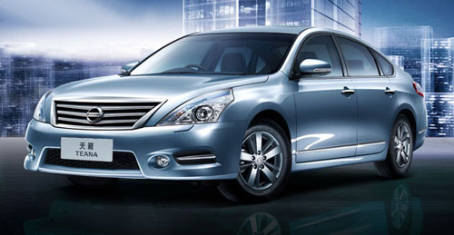2011_Nissan_Teana-3.jpg